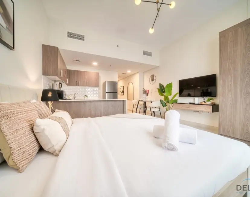 Stylish Studio Apartment at Casa Grande — JVC — photo 18