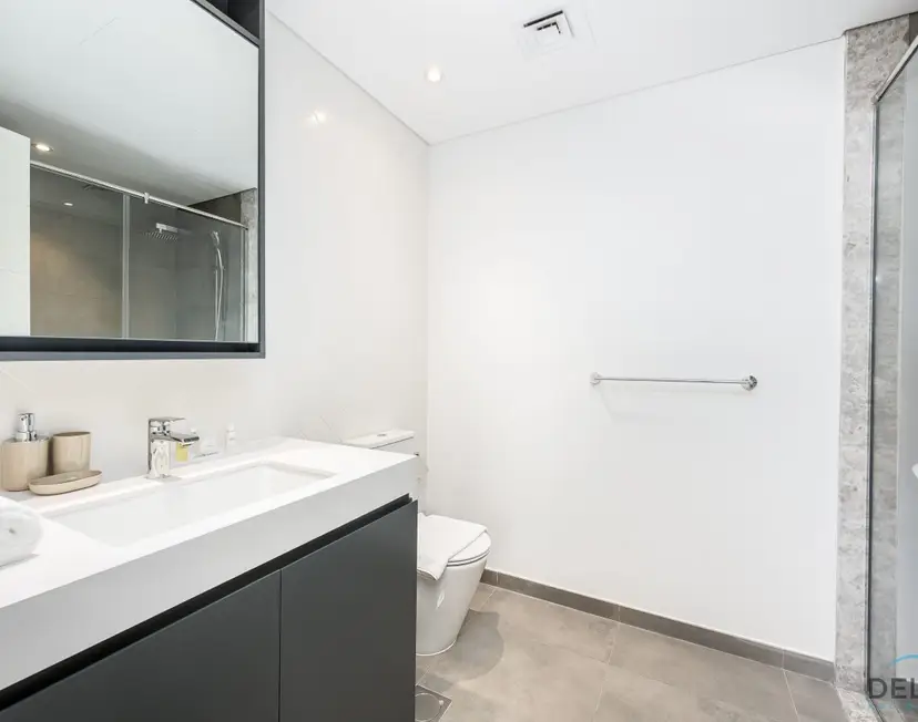 Lovely 2-Bedroom Apartment at Belgravia Square — JVC — photo 28
