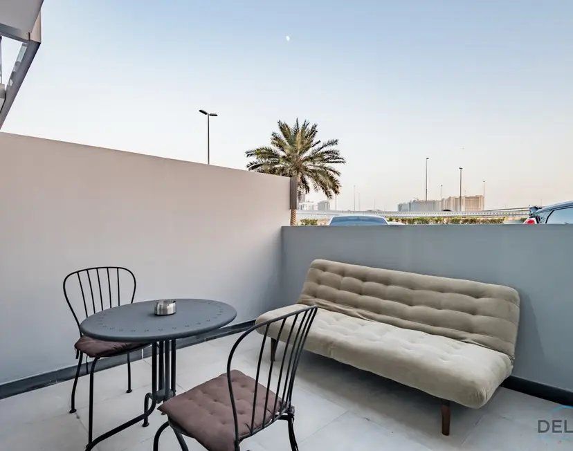 Modern Loft-Style Studio at Aria Residence — JVC — photo 26