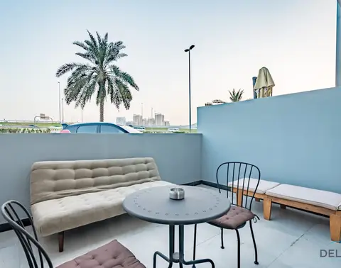 Modern Loft-Style Studio at Aria Residence — JVC — photo 3