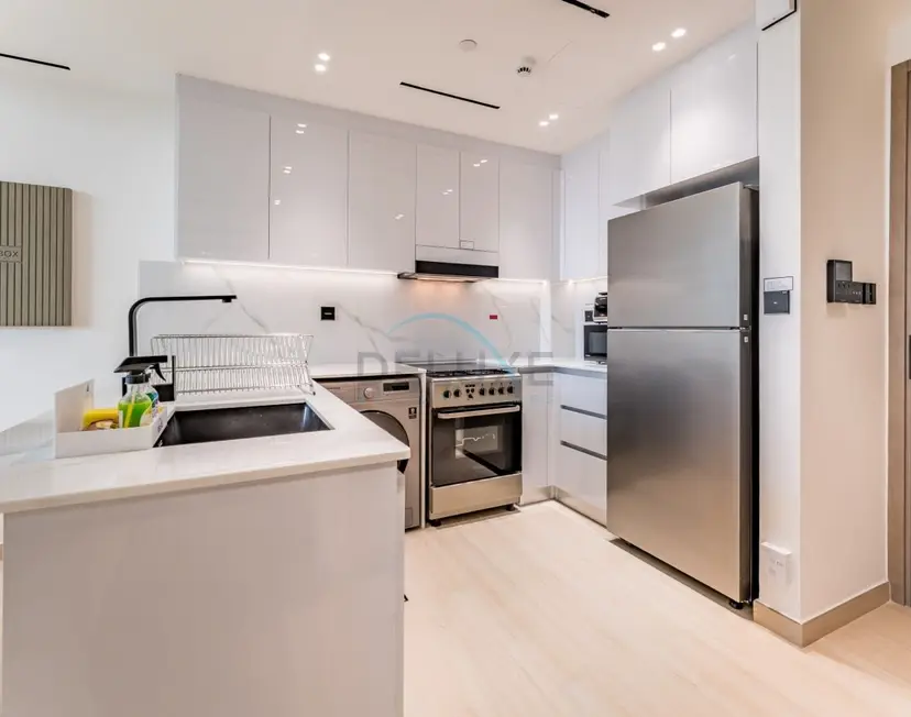 Close Proximity to Leisure Areas and City View 1-Bedroom — JVC — photo 9