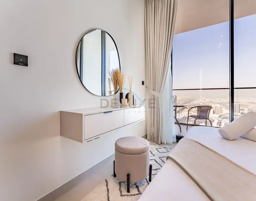 City Views 1-Bedroom Near Community Park with Private Balcony — JVC — photo 13