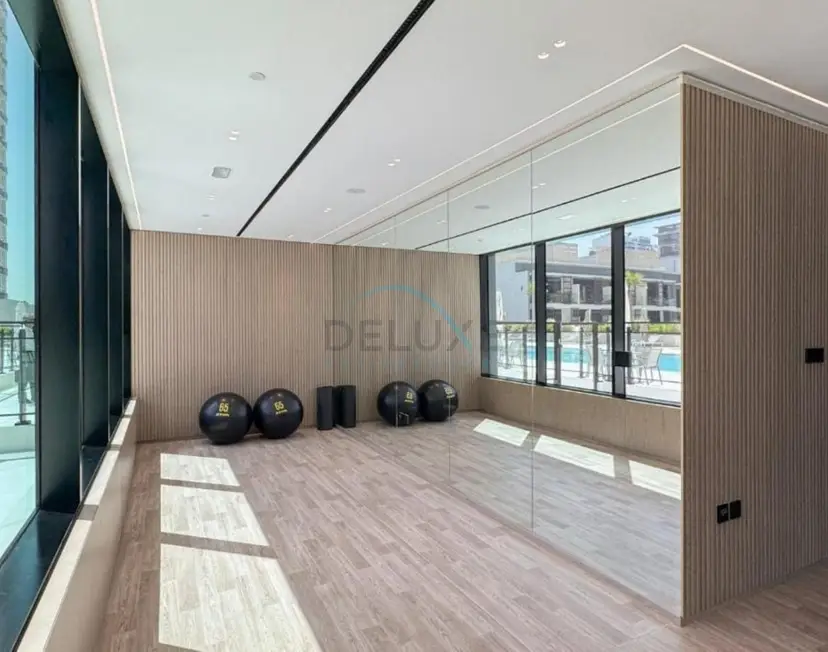 Close Proximity to Leisure Areas and City View 1-Bedroom — JVC — photo 25
