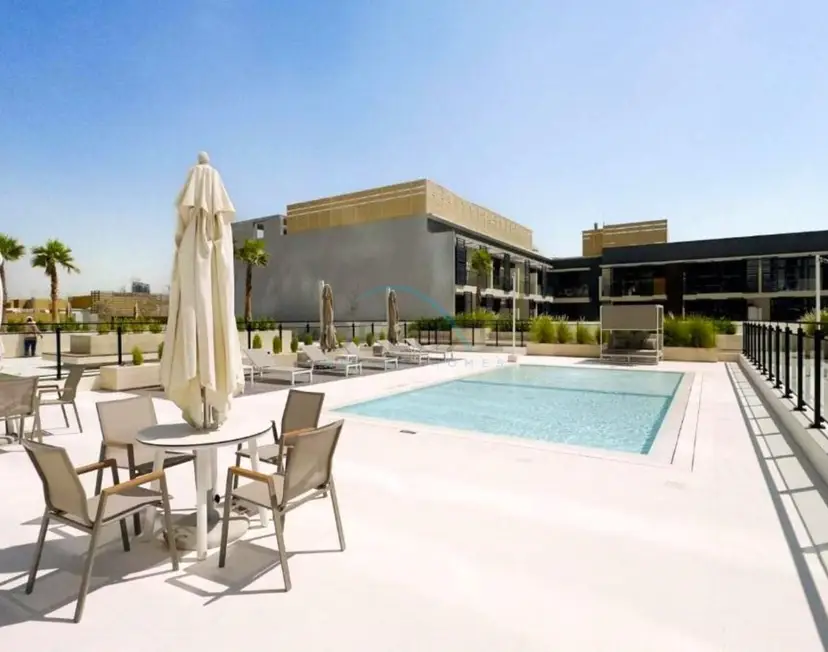 Close Proximity to Leisure Areas and City View 1-Bedroom — JVC — photo 30