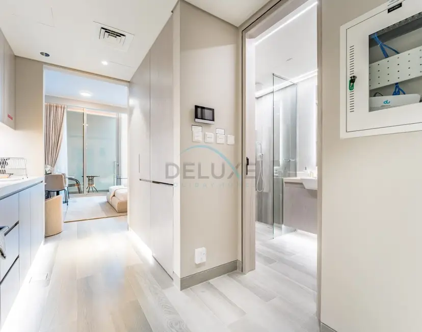 Pool View Studio with Balcony Close to Mall, Concept 7 Residences — JVC — photo 6