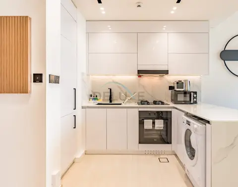 Skyline-View 1-Bedroom with Balcony,Minutes to Downtown and Marina — JVC — photo 4