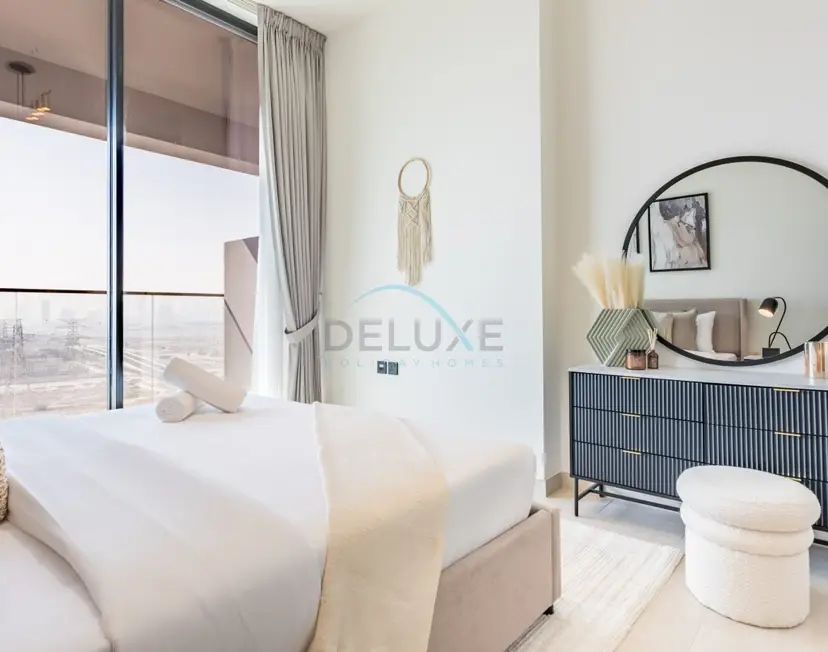 Skyline-View 1-Bedroom with Balcony,Minutes to Downtown and Marina — JVC — photo 12