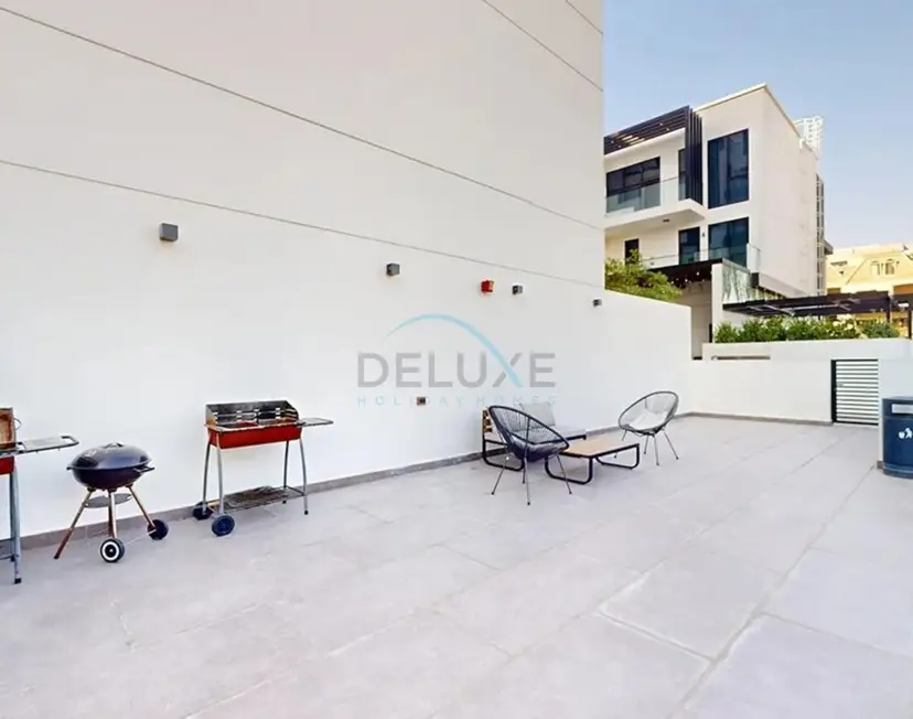 Near The Mall and Steps from the Park, Hyati Avenue — JVC — photo 19