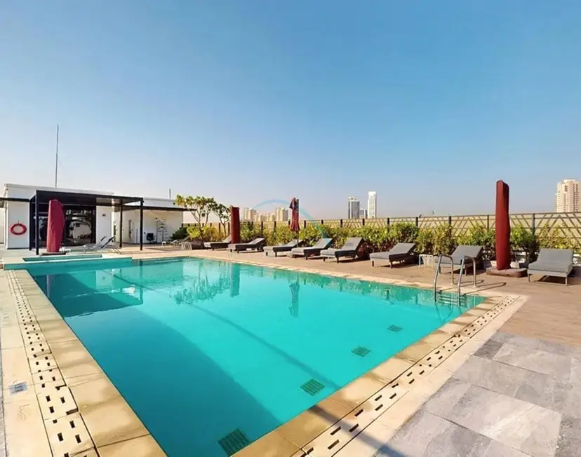 Near The Mall and Steps from the Park, Hyati Avenue — JVC — photo 26