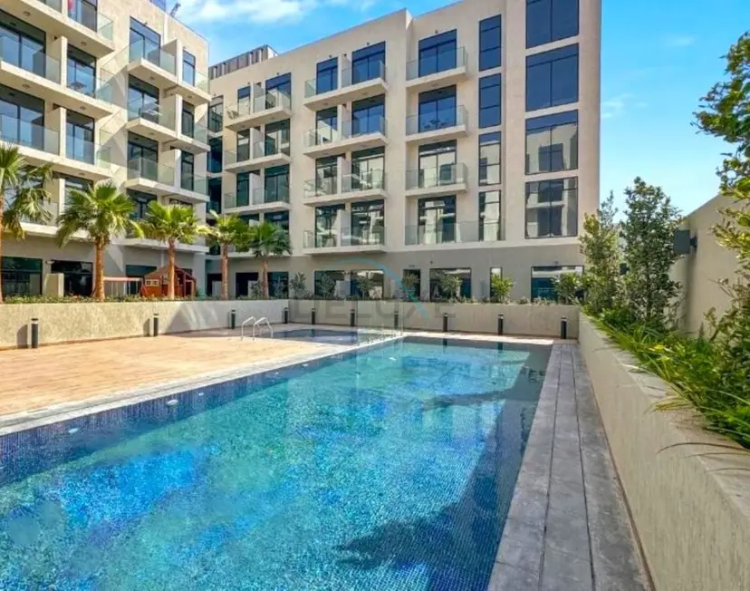 Pool and Community View Studio with Balcony Near Park — JVC — photo 24