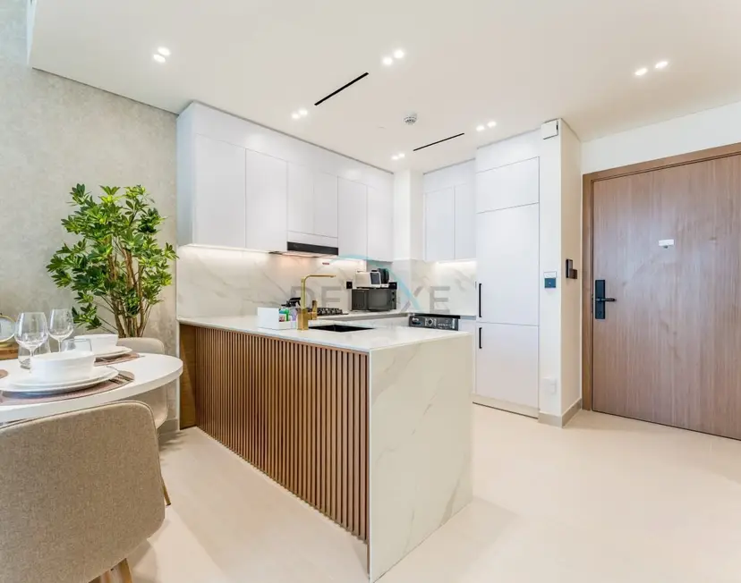 Community Views 1-Bedroom Next to Mall and Park, Binghatti Amber — JVC — photo 7