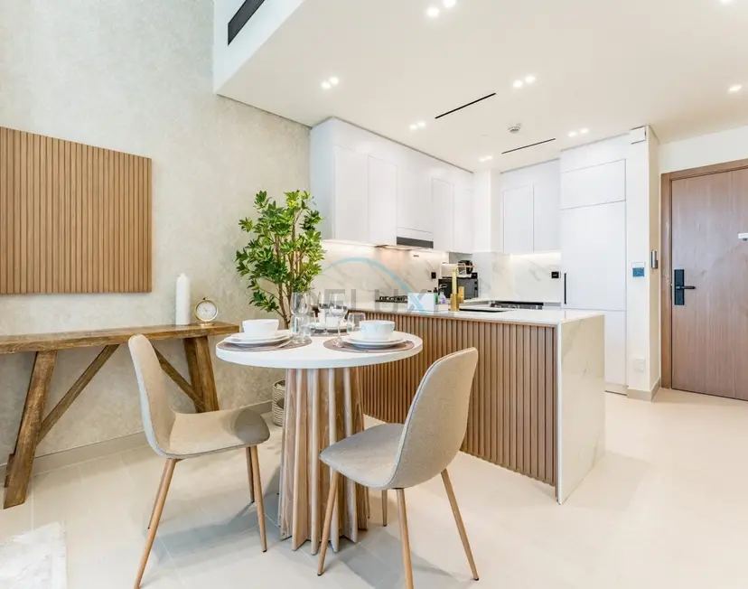 Community Views 1-Bedroom Next to Mall and Park, Binghatti Amber — JVC — photo 9
