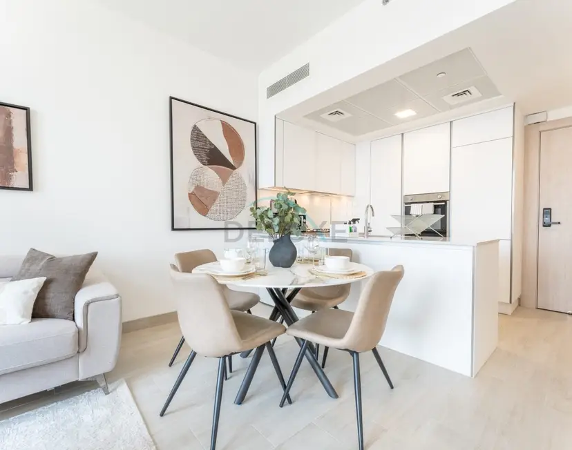 New 1-Bedroom with 2 Balconies Near Circle Mall, Luma22 West Tower — JVC — photo 7