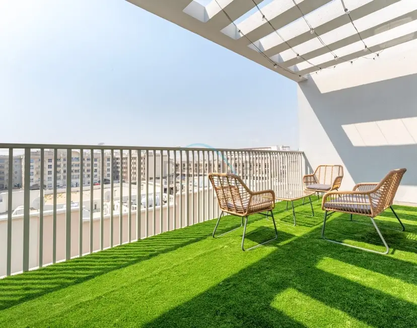 New 1-Bedroom with 2 Balconies Near Circle Mall, Luma22 West Tower — JVC — photo 16