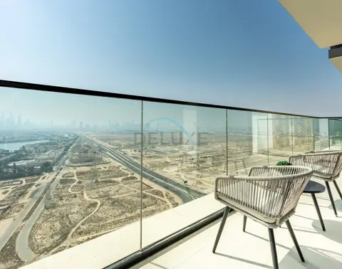 High-Floor 1-Bedroom with Balcony Overlooking the Lake — JVC — photo 3