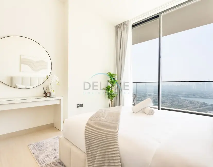 High-Floor 1-Bedroom with Balcony Overlooking the Lake — JVC — photo 14