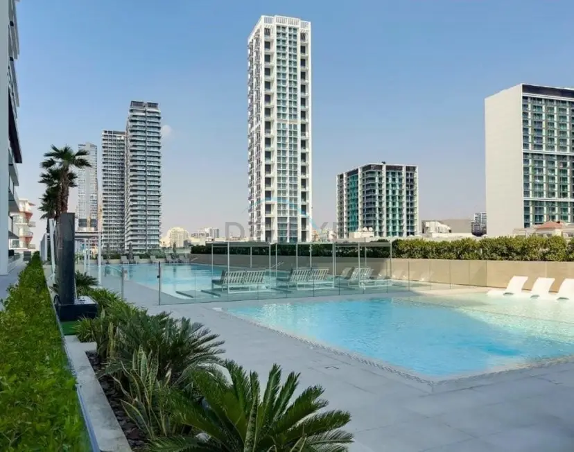 Sky Level 1-Bedroom with Lake View and City Glimpse — JVC — photo 27