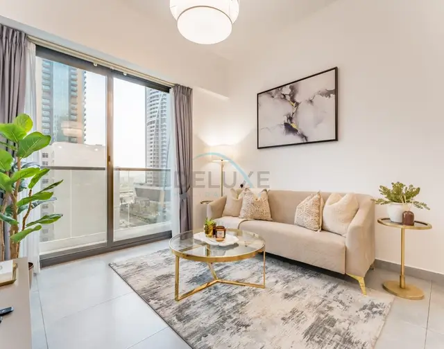 1-Bedroom + Maid's Room, Near Circle Mall And Parks — JVC