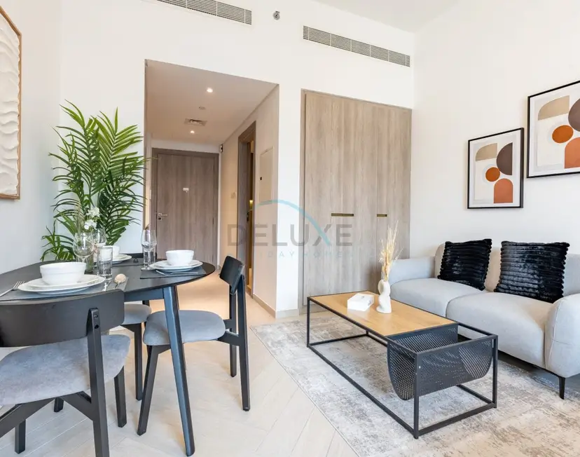 Cozy Studio with Peaceful Community Views — JVC — photo 4