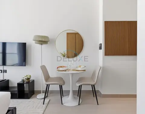 Modern Studio on High Floor with Stunning City Views near Circle Mall — JVC — photo 4