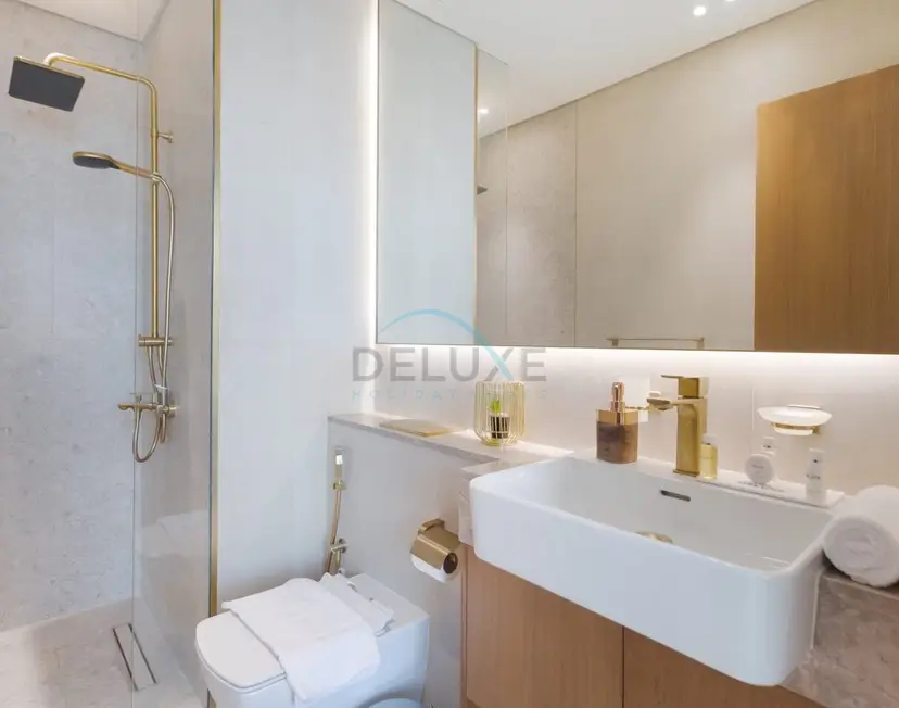Modern Studio on High Floor with Stunning City Views near Circle Mall — JVC — photo 9