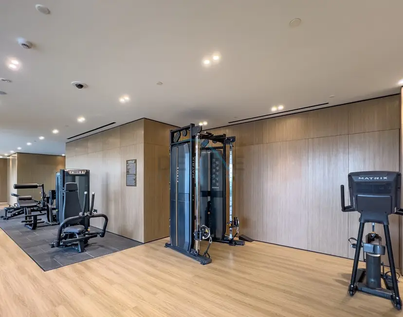 Studio with Community Views, Steps from Circle Mall and Parks — JVC — photo 17