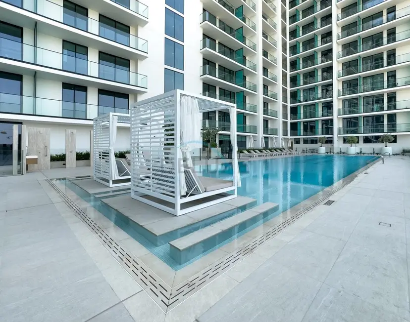 High-Floor 2-Bedroom with Private Pool Overlooking the Community — JVC — photo 29