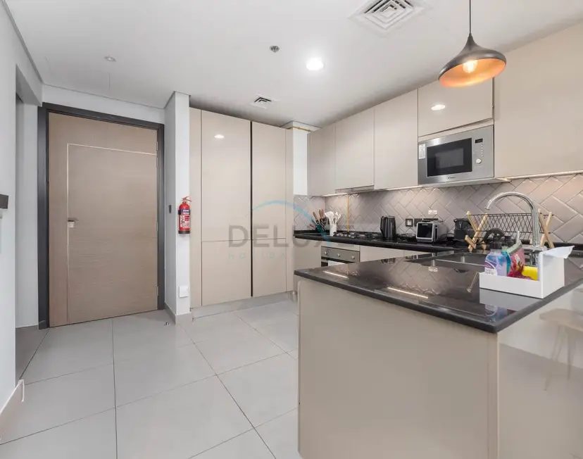 Easy Access to Community Parks and Green Spaces,15 minutes drive — JVC — photo 6