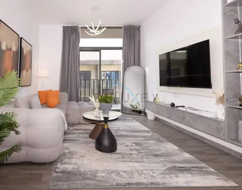 Central Location with Easy Access to Al Khail Road, Near Bus Stops — JVC — photo 4