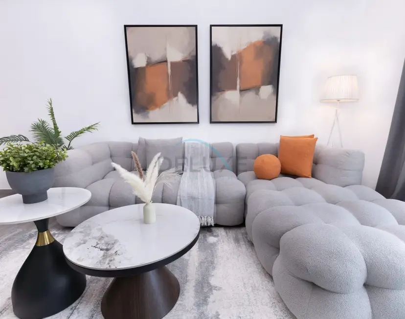 Central Location with Easy Access to Al Khail Road, Near Bus Stops — JVC — photo 6