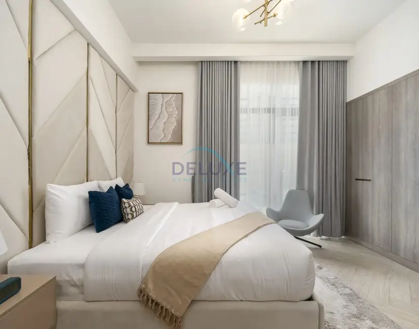 Few Minutes Walk to Circle Mall, Conveniently Close Community Park — JVC — photo 8