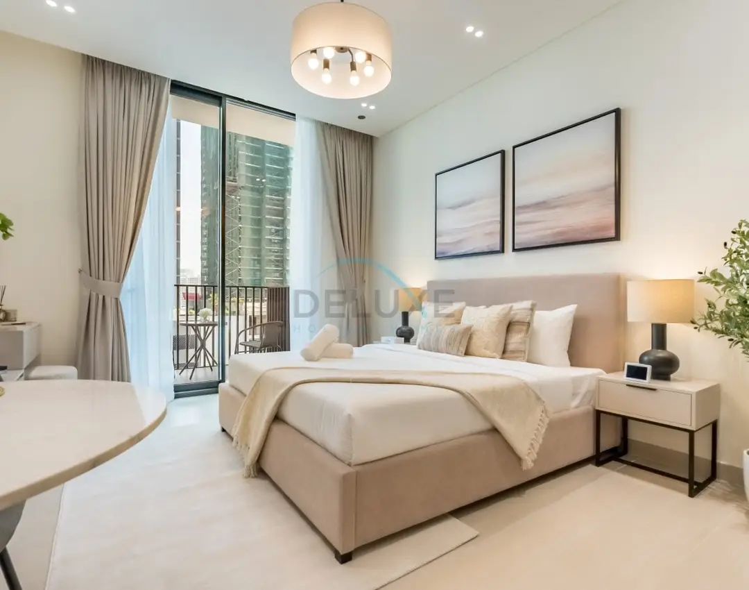 Prime Location, Walking Distance to Circle Mall — JVC
