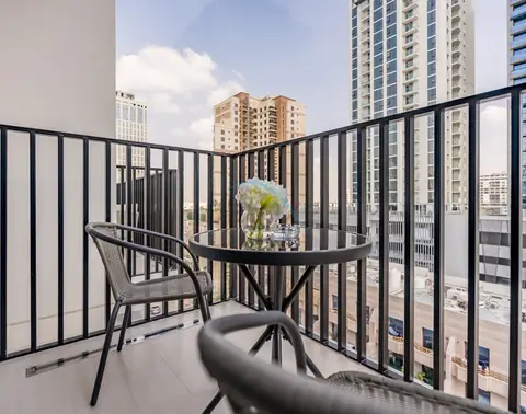 Prime Location, Walking Distance to Circle Mall — JVC — photo 2