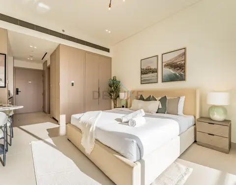 Well-Appointed Studio, Minutes from Circle Mall and Community Parks — JVC — photo 4