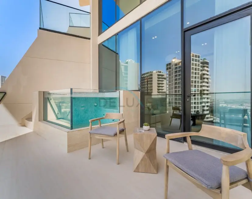 1-Bedroom Oasis Featuring a Private Mini Pool on the Balcony — JVC — photo 15