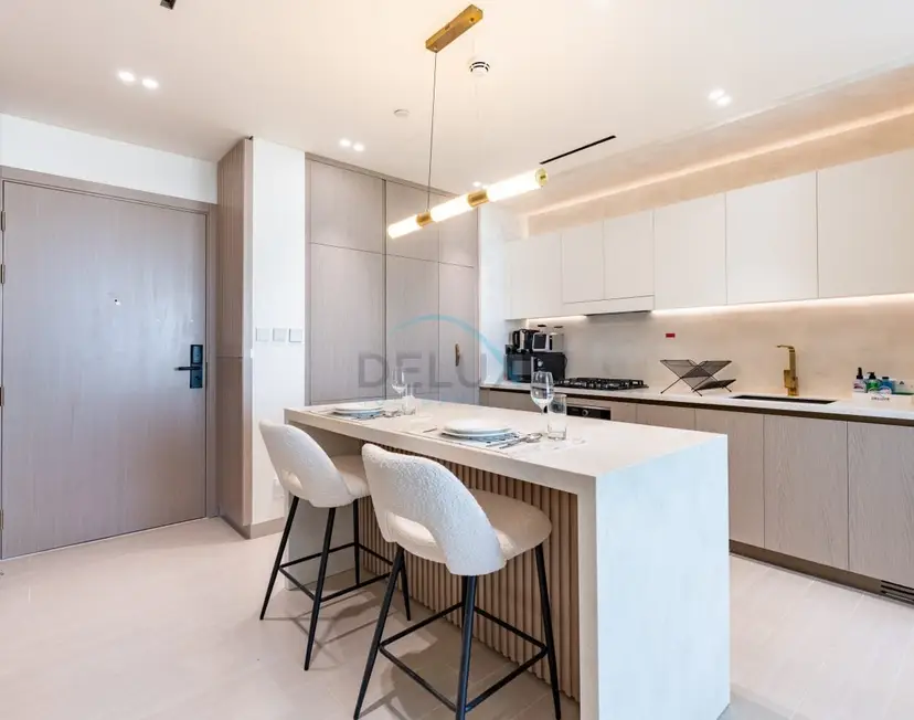 Chic 1-Bedroom Next to a Community Park — JVC — photo 6
