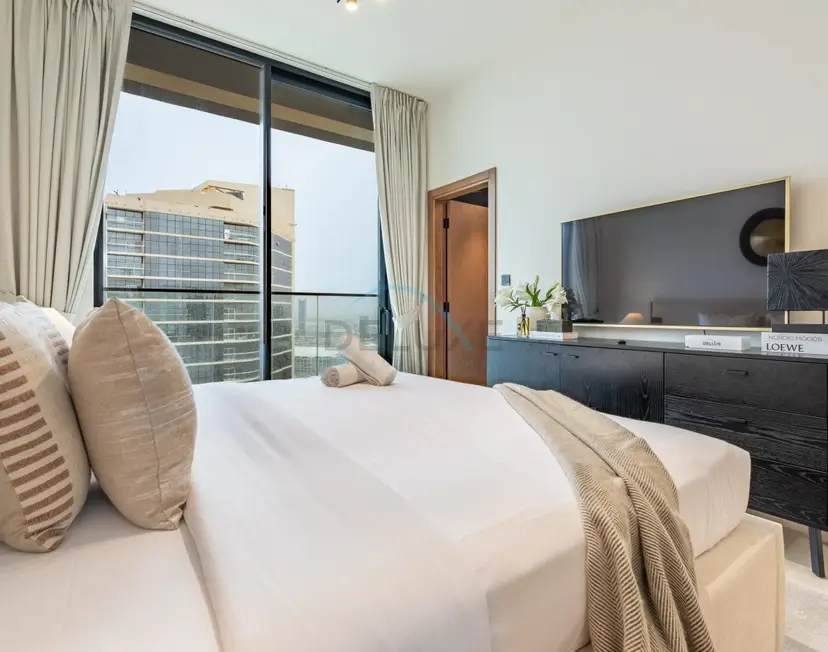 Upscale 2-Bedroom, Minutes Drive to Burj Al Arab - Binghatti Venus — JVC — photo 10