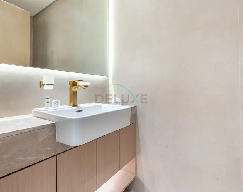 Chic 1-Bedroom Next to a Community Park — JVC — photo 16