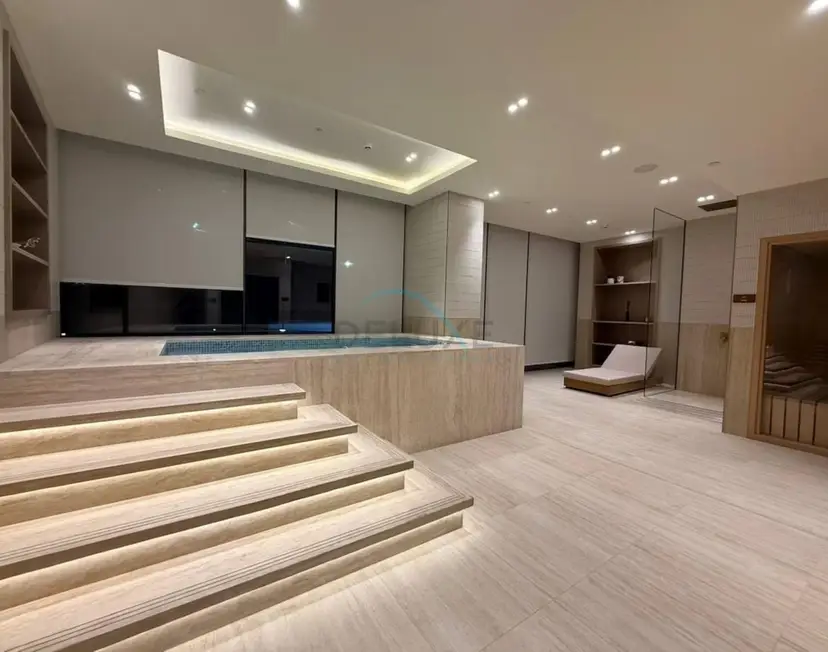 Bright 1-Bedroom Apartment Stay with Mini Pool — JVC — photo 20