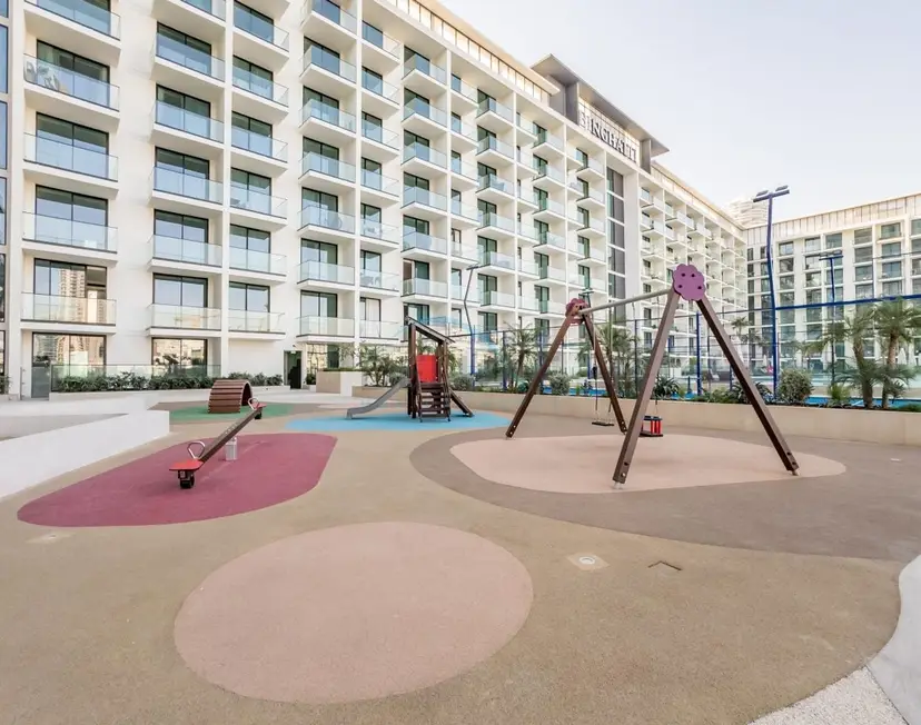 Chic 1-Bedroom Next to a Community Park — JVC — photo 34