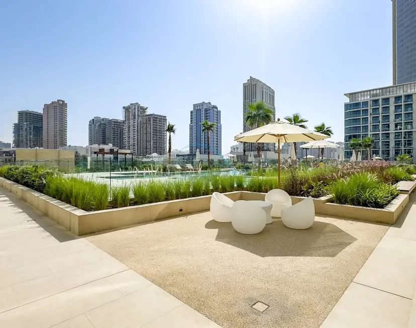 Chic 1-Bedroom Next to a Community Park — JVC — photo 38