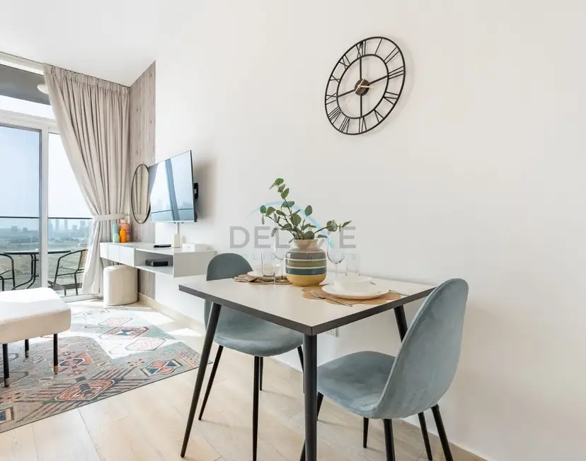 Sky-High Studio, Few Minutes Walk from Circle Mall and Near the Park — JVC — photo 9