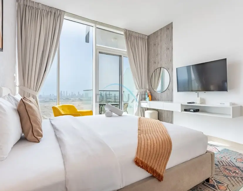 Sky-High Studio, Few Minutes Walk from Circle Mall and Near the Park — JVC — photo 14