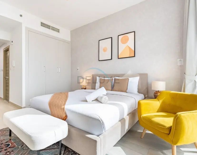 Sky-High Studio, Few Minutes Walk from Circle Mall and Near the Park — JVC — photo 15