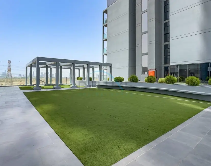 Sky-High Studio, Few Minutes Walk from Circle Mall and Near the Park — JVC — photo 19