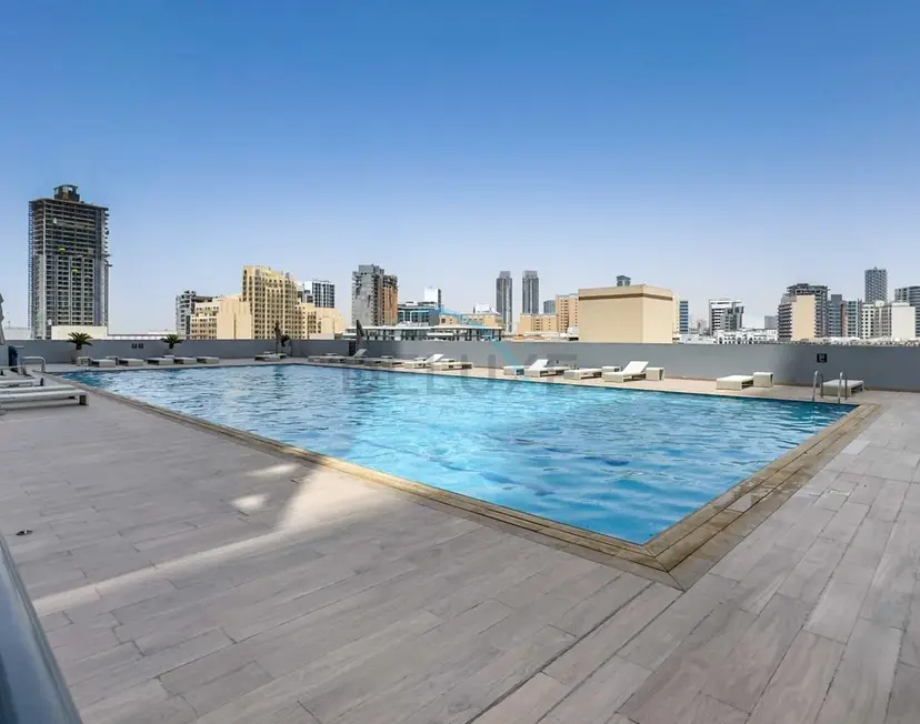 Sky-High Studio, Few Minutes Walk from Circle Mall and Near the Park — JVC — photo 29